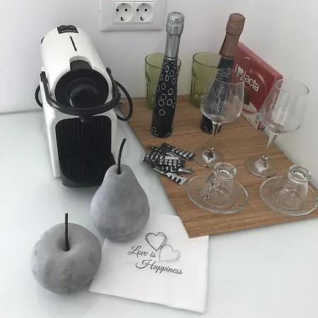 Yanna Asteri Suites