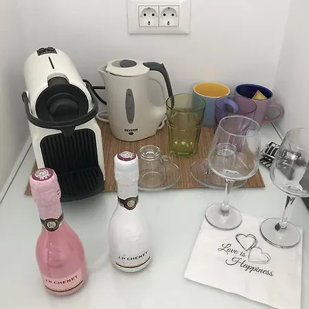 Yanna Asteri Suites Apartment