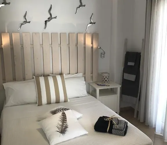 Yanna Asteri Suites